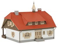 Bauernhaus mit Stallung und Garage