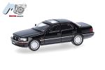Lexus LS 400, schwarz