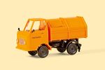 Multicar M22 mit Abfallsammelbehlter
