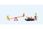 Spielende Kinder. Wippe, Sand
