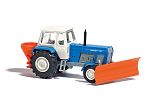 Traktor mit Schneepflug TT