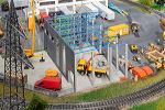 Industriehalle im Bau, System