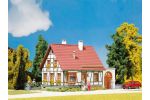 Fachwerkhaus mit Garage