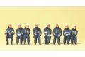 Feuerwehrmnner in moderner Einsatzkleidung