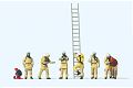 Feuerwehrleute in moderner Einsatzkleidung