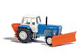 Traktor mit Schneepflug TT
