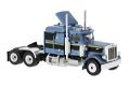 Peterbilt 359 Zugmaschine blau